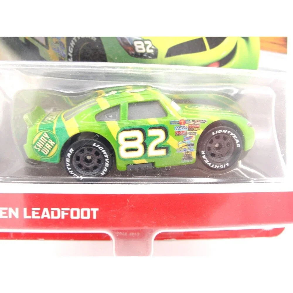 Mattel Disney Pixar Cars Darren Leadfoot #82 Shiny Wax Race Car Die-Cast Metal